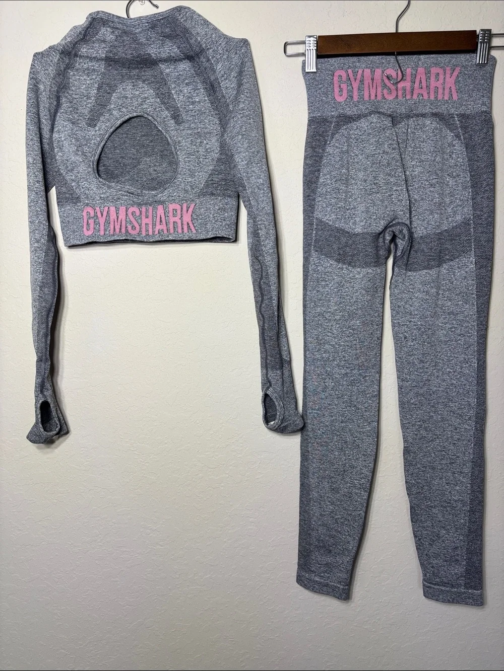 Gymshark Flex Seamless Crop Top & Leggings Matching Workout Set Gray Pink Size S